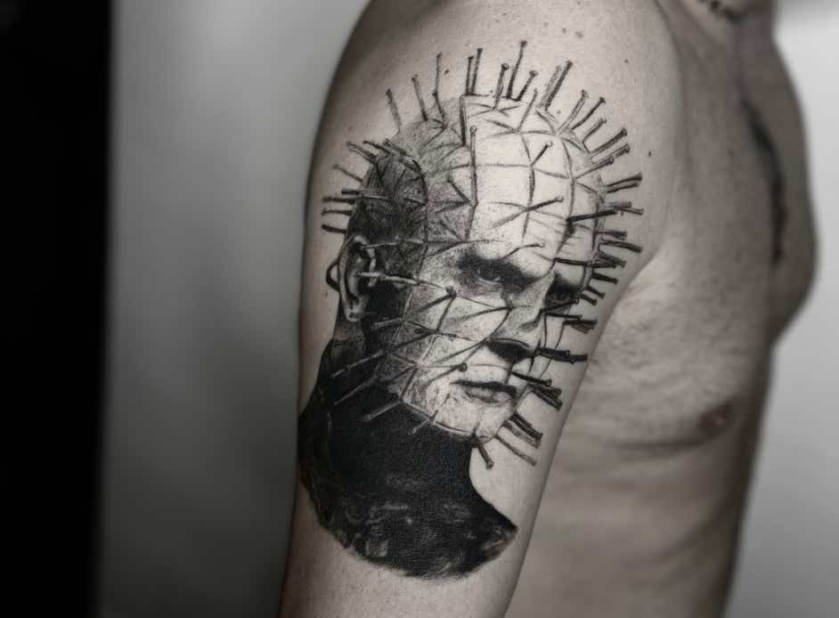 B/N Tattoo | The Wall Tattoo