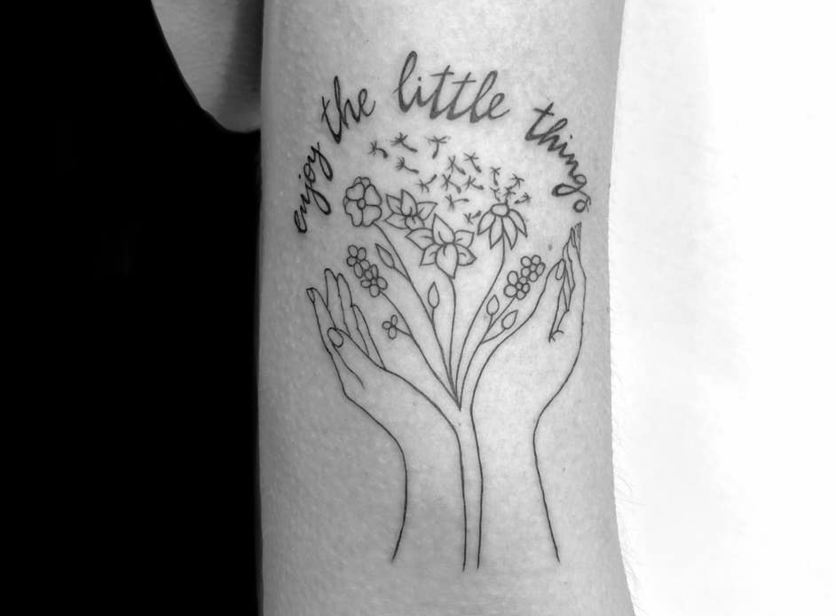 Fineline Tattoo | The Wall Tattoo