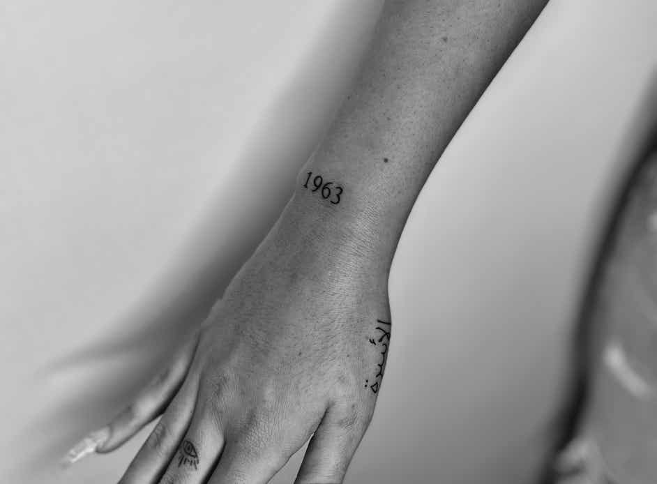 Mini Tattoo | The Wall Tattoo